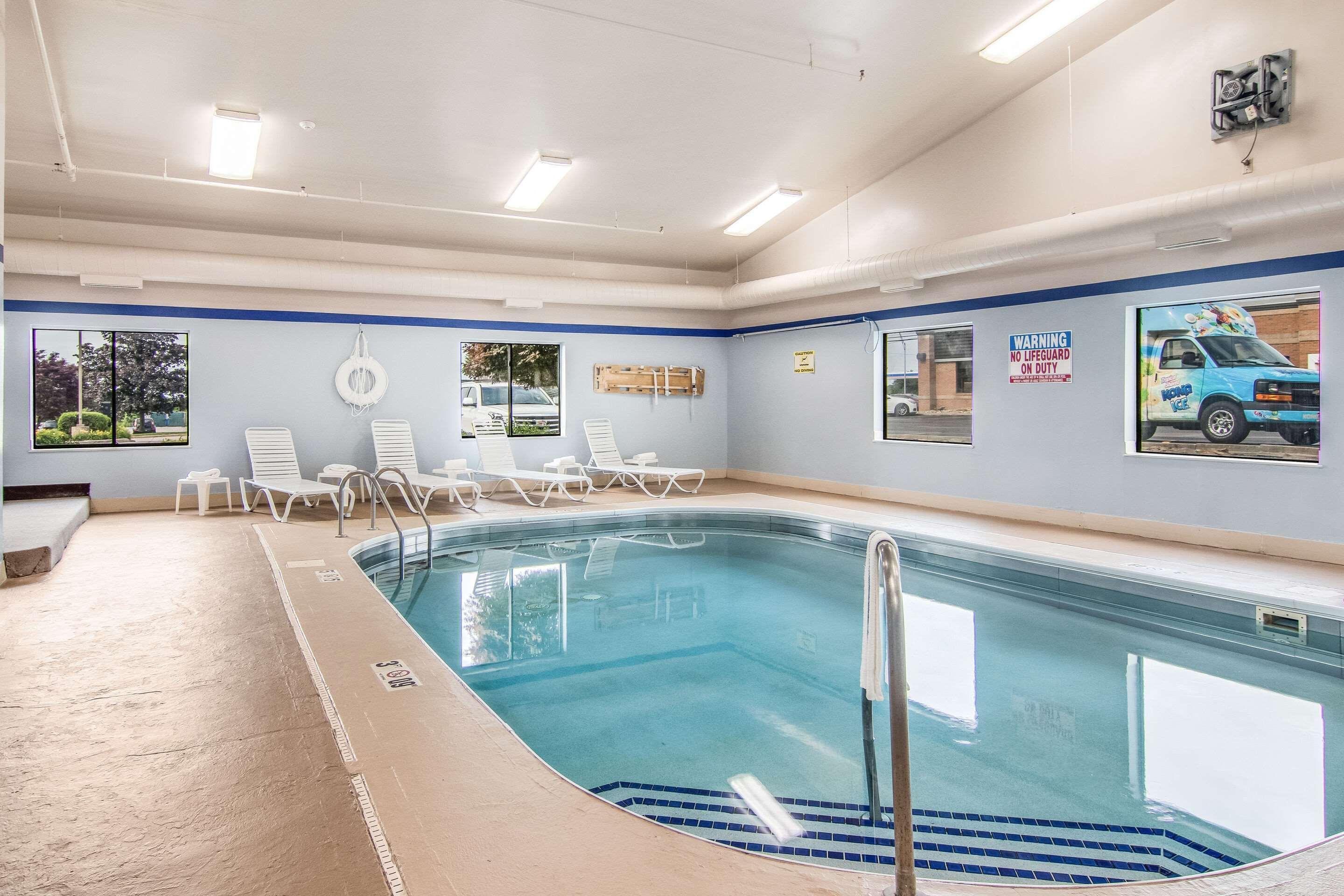 Sleep Inn Austintown - Youngstown, West Buitenkant foto